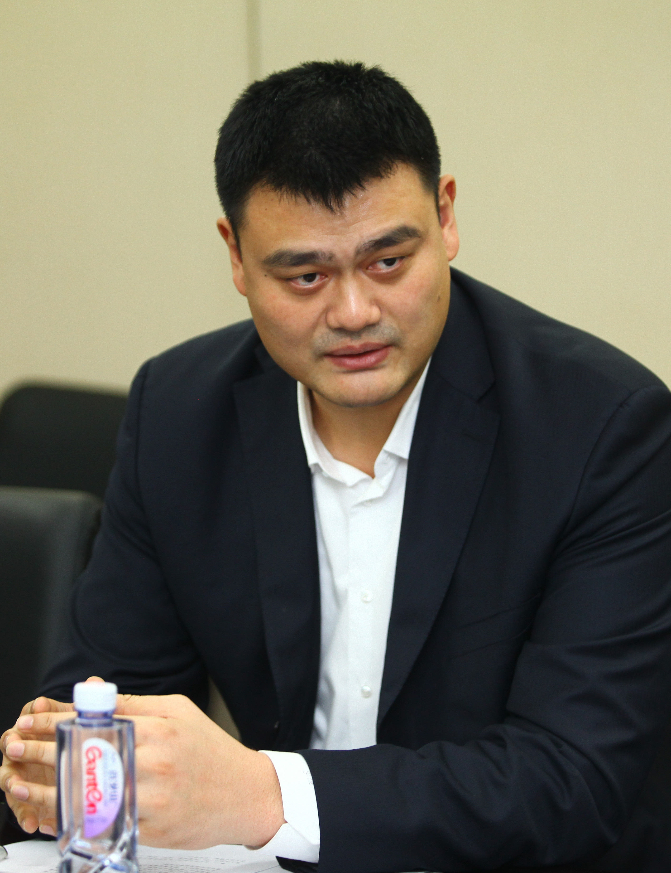 凭借一场精